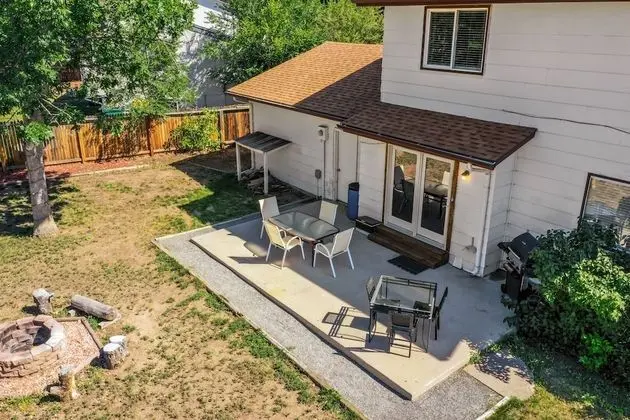 4 BR Country Home In Suburbs W/trails & Parks - İç Mekan