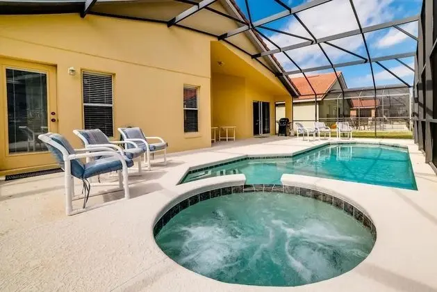 4 Br Pool Home with Spa in Aviana - Havuz