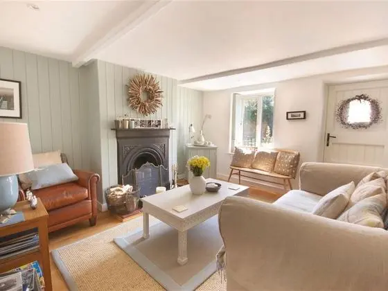 4 Church Terrace Docking