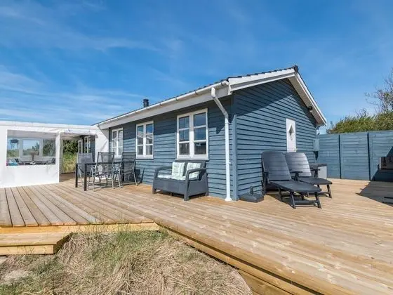 4 Person Holiday Home on a Holiday Park in Fanø