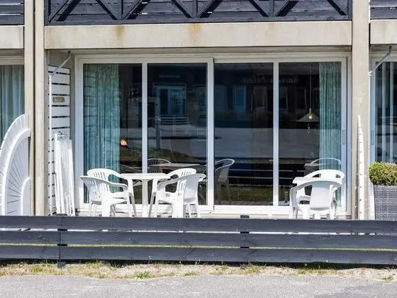 4 Person Holiday Home on a Holiday Park in Fanø