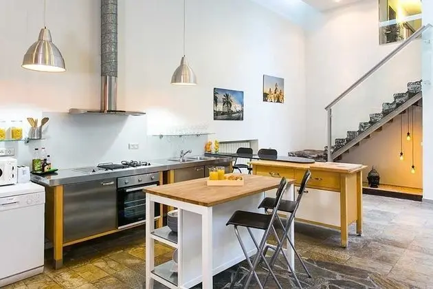 4 Rooms Barcelona - Mutfak