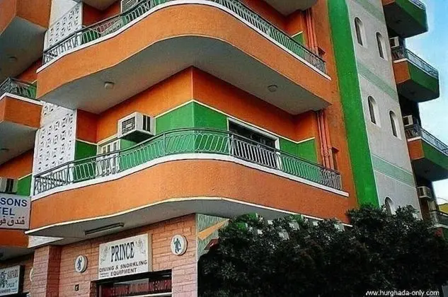 4 SEASONS HOTEL