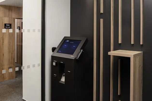 4 Smart Hotel - Lobi
