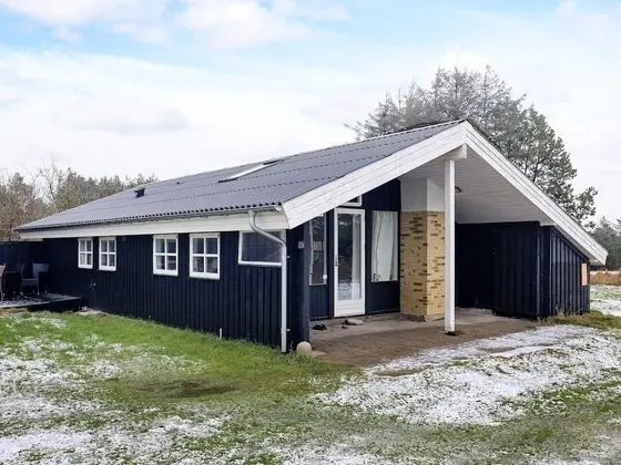 4 Star Holiday Home in Lokken