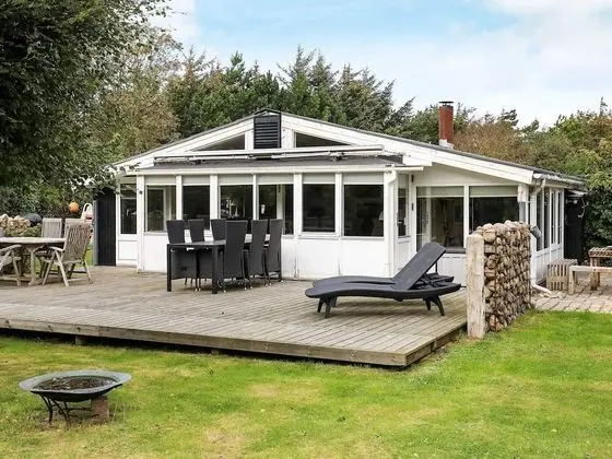 4 Star Holiday Home in Lokken