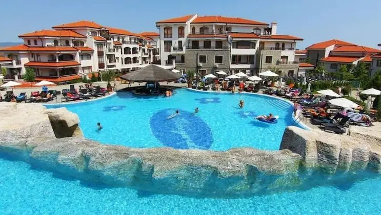 4 Star One Bedroom Apartment With Garden - Dış Mekan