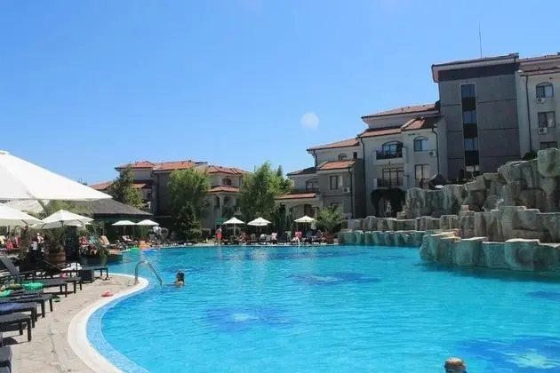 4 Star One Bedroom Apartment With Garden - Havuz