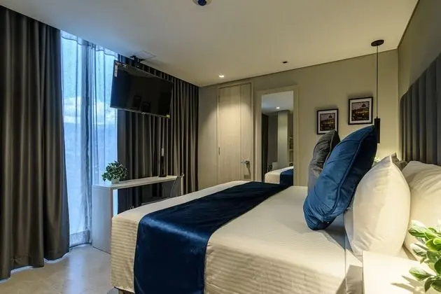 4 Sur Hotel - Oda