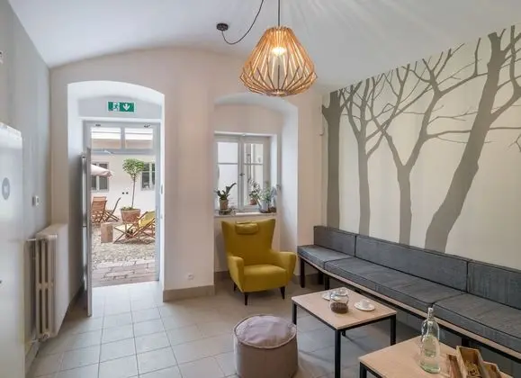 4 Trees Apartments by Prague Residences - Lobi