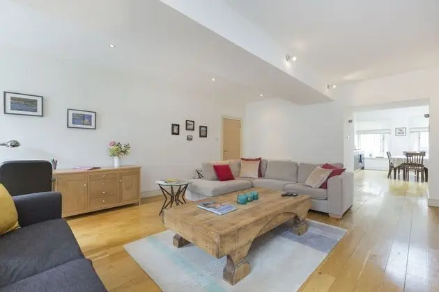 401 Thistle Street Apartment - İç Mekan