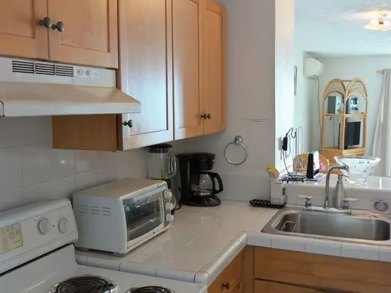 Villa 402B Jolly Harbour - Mutfak