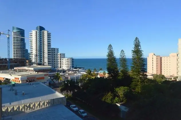 403 Lighthouse Mall Apartments