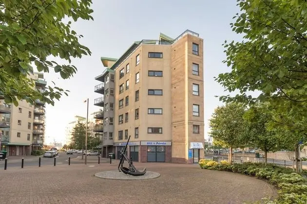 403 Portland Gardens Penthouse Apartment - Dış Mekan