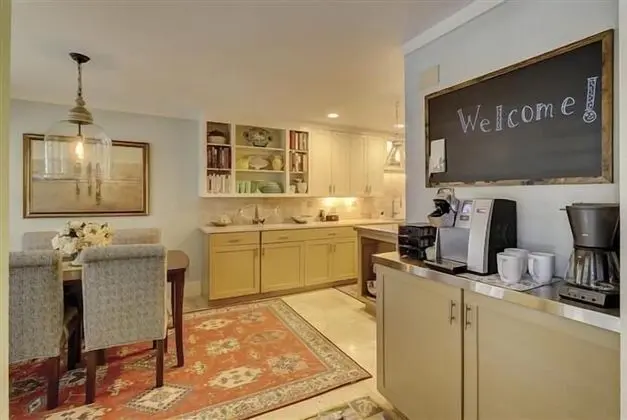 41 Turtle Lane at The Sea Pines Resort - Mutfak