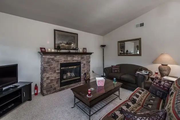 411alpinevillage100mtncb - Alpine Village Cabin #100