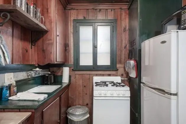 412apvillage12avncb - Cozy Cabin - Mutfak