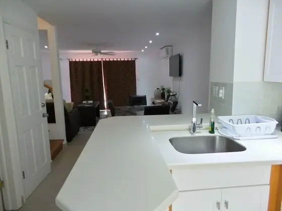 Villa 416E at Jolly Harbour - Mutfak