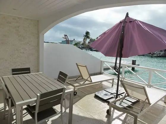 Villa 416E at Jolly Harbour - Yerinde Yemek
