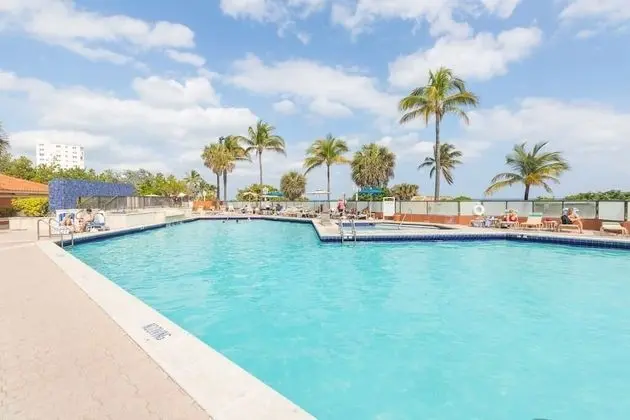 437 Studio Hollywood Beach Resort - Havuz
