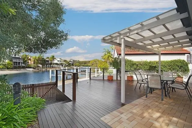 44 Cooran Court