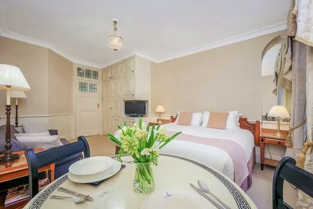44 Curzon Street By Mansley