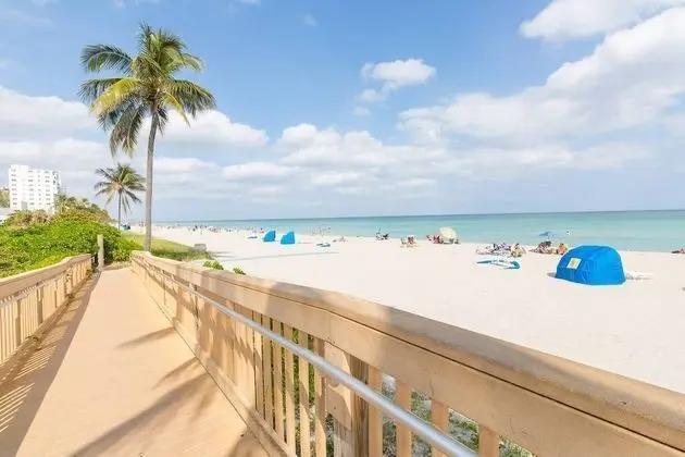 449 City View Studio Hollywood Beach