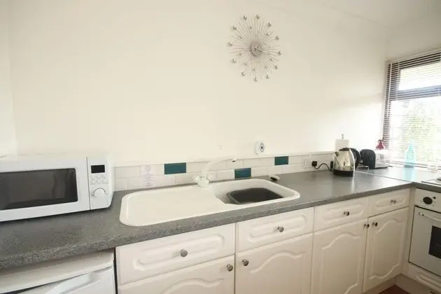 45F Medmerry Park 1 Bedroom Chalet - Oda