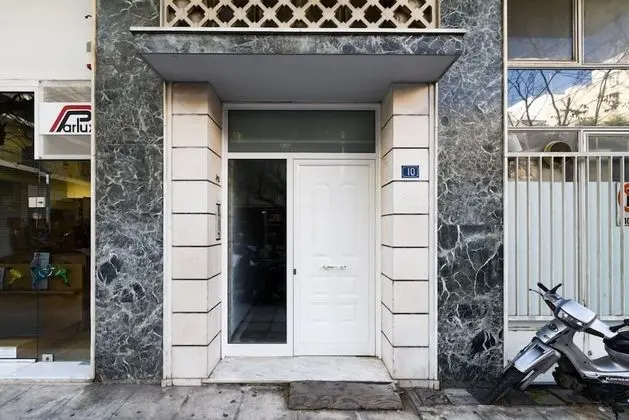 45m2 homm Renovated Flat in Neos Kosmos Roumpesi str - Dış Mekan