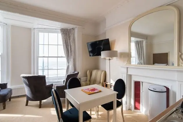46 Marine Terrace - İç Mekan