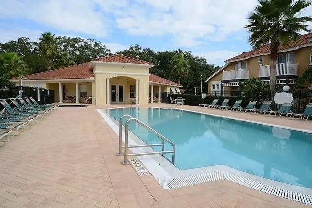 4611 5-bedroom Pool Home, Lake Berkley Resort