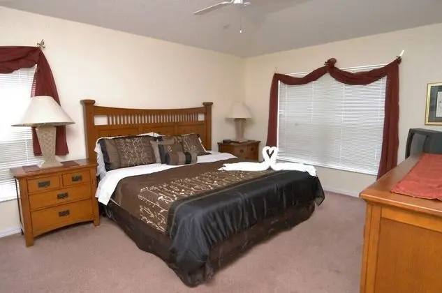 4611 5-bedroom Pool Home, Lake Berkley Resort - Oda