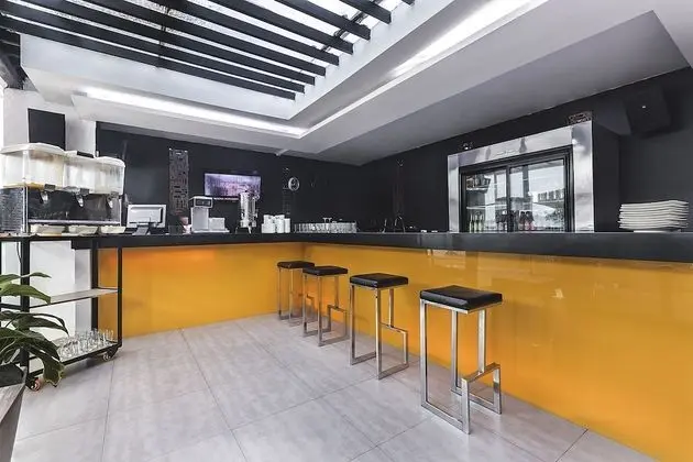 Hotel 47 Medellin Street - Yerinde Yemek