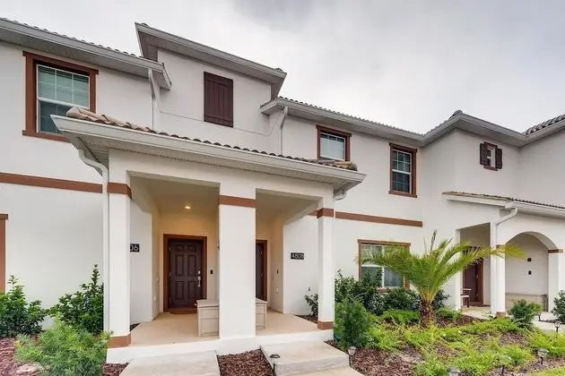 4808 LL - Storey Lake - Luxury 4 Bed Villa With Private Pool