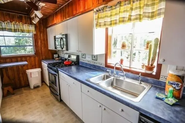 4851 Dolphin Lane - M - Mutfak
