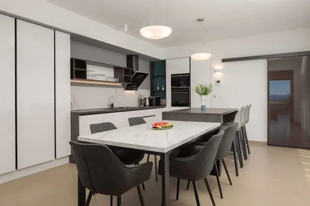 Villa 4B - Exclusive Apartment