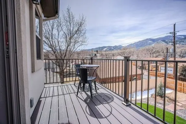 4bdpikes Peak Viewsminutes to Hiking & Dining!! - İç Mekan
