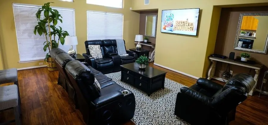 4Bdrm 3.5Bath 11Beds - Great House - Oda Düzeni