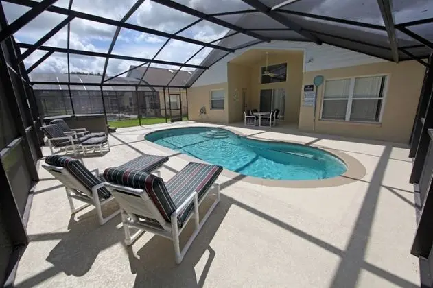 4BR 3BA Home in Indian Creek by CV-2635 - Havuz