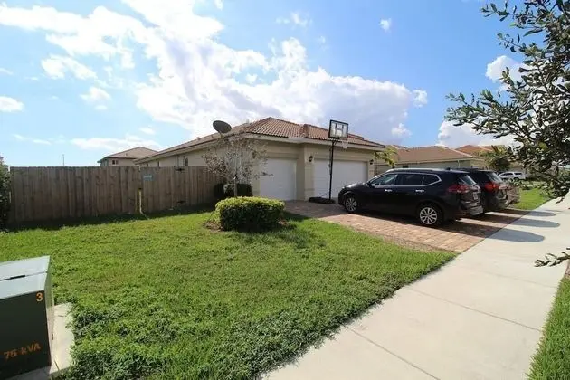 4BR 3BA House in Miami by ASVR-12748