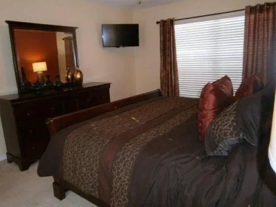 4BR 3BA Pool Home In Solana - Oda