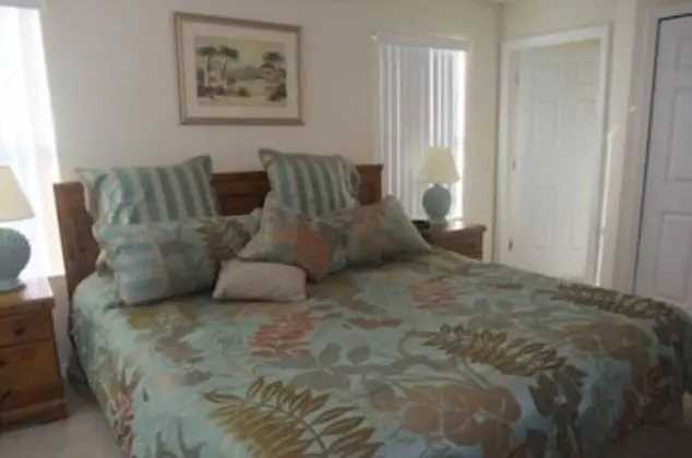 4br, 3ba T/home W/ Screened-in Heated Pool 4 Bedroom Townhouse by Redawning - Oda