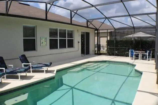 4BR 3BAroom Pool Villa in Legacy Park