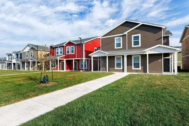 4BR Comfort House With Modern Amenities - Dış Mekan