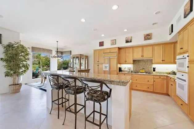 4BR PGA West Pool Home by ELVR - 54715 - Mutfak