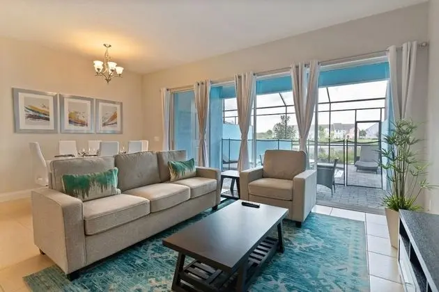 4BR Townhome in Festival