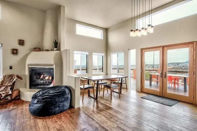 4brfireplace & Mountain Viewsdog-friendly & Hiking Nearby! - Öne Çıkan Resim