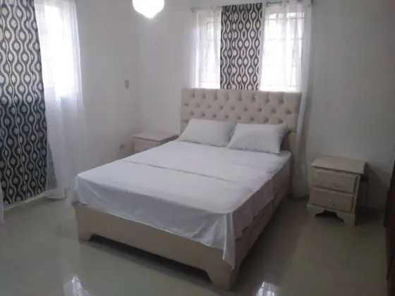 4dr Cute New Huge Modern3 Bedr Pool Good Transp