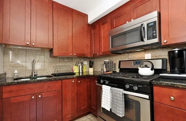 4TH&INDEP - Furnished Apts - US Capitol - Mutfak