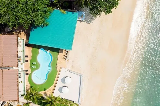 4U Resort Samui - Plaj